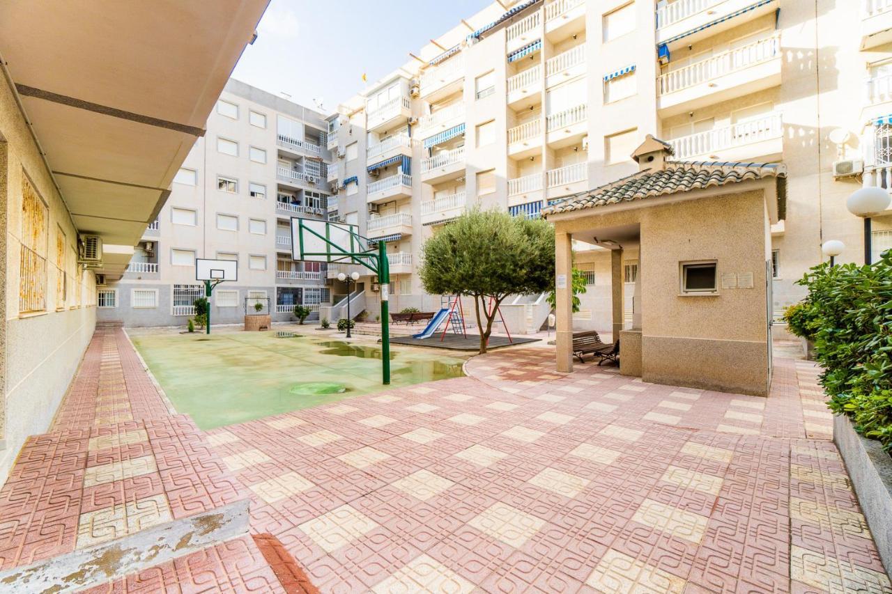 Alegria Id 27 Apartment Torrevieja Luaran gambar